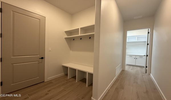 900 Bilton Place, Horizon City, TX 79928, 4 Habitaciones Habitaciones , ,3 BañosBaños,Residential,En Venta,900 Bilton Place,899056