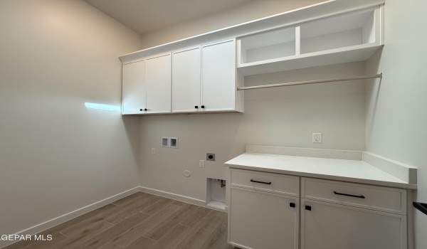 900 Bilton Place, Horizon City, TX 79928, 4 Habitaciones Habitaciones , ,3 BañosBaños,Residential,En Venta,900 Bilton Place,899056