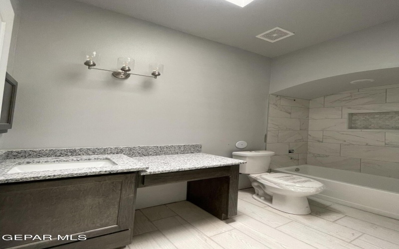 3772 Model Ln, El Paso, TX 79938, 4 Bedrooms Bedrooms, ,2 BathroomsBathrooms,Residential,For Sale,3772 Model Ln,899196