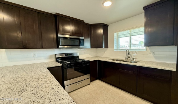 628 Danube Drive, Horizon City, TX 79928, 4 Habitaciones Habitaciones , ,2 BañosBaños,Residential,En Venta,628 Danube Drive,908301