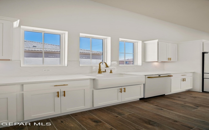 1902 Concho Court, El Paso, TX 79911, 4 Bedrooms Bedrooms, ,2 BathroomsBathrooms,Residential,For Sale,1902 Concho Court,908394