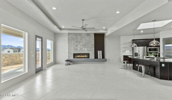 947 Bromyard Drive, Horizon City, TX 79928, 4 Habitaciones Habitaciones , ,3 BañosBaños,Residential,En Venta,947 Bromyard Drive,900444