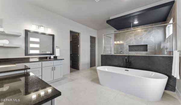 947 Bromyard Drive, Horizon City, TX 79928, 4 Habitaciones Habitaciones , ,3 BañosBaños,Residential,En Venta,947 Bromyard Drive,900444