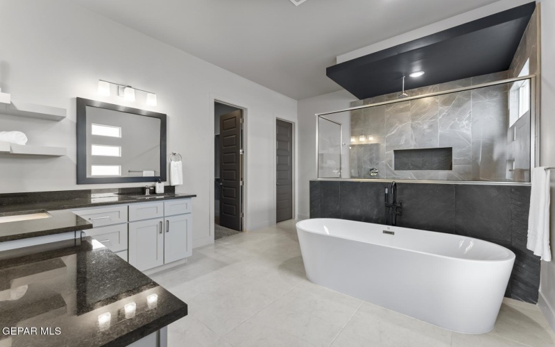 947 Bromyard Drive, Horizon City, TX 79928, 4 Habitaciones Habitaciones , ,3 BañosBaños,Residential,En Venta,947 Bromyard Drive,900444