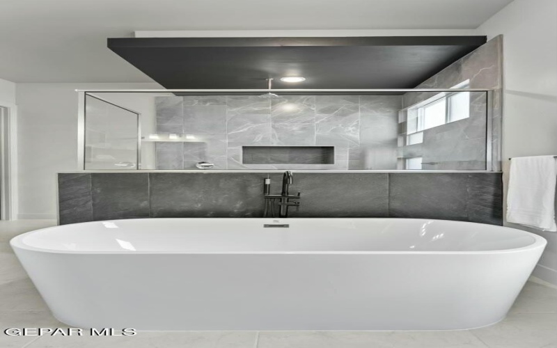 947 Bromyard Drive, Horizon City, TX 79928, 4 Habitaciones Habitaciones , ,3 BañosBaños,Residential,En Venta,947 Bromyard Drive,900444