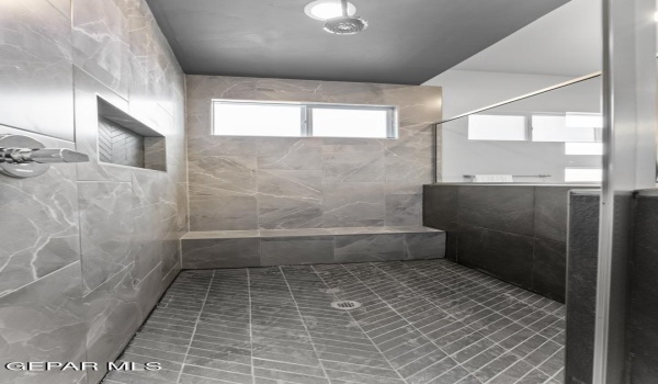 947 Bromyard Drive, Horizon City, TX 79928, 4 Habitaciones Habitaciones , ,3 BañosBaños,Residential,En Venta,947 Bromyard Drive,900444