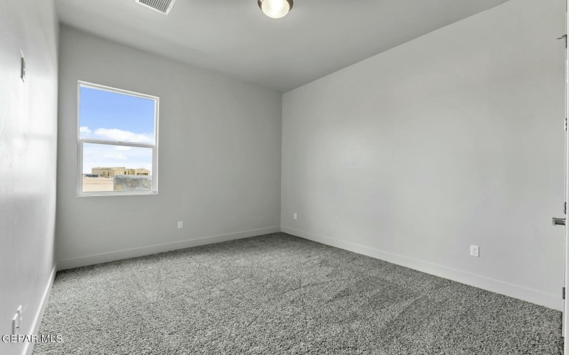 947 Bromyard Drive, Horizon City, TX 79928, 4 Habitaciones Habitaciones , ,3 BañosBaños,Residential,En Venta,947 Bromyard Drive,900444