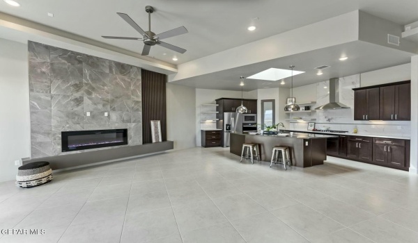 947 Bromyard Drive, Horizon City, TX 79928, 4 Habitaciones Habitaciones , ,3 BañosBaños,Residential,En Venta,947 Bromyard Drive,900444