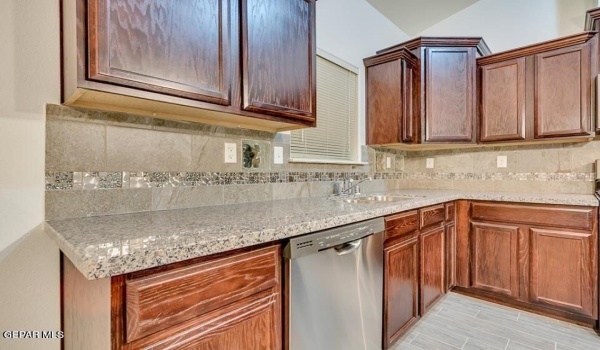 13804 Vicky Brewer Avenue, El Paso, TX 79928, 3 Habitaciones Habitaciones , ,2 BañosBaños,Residential,En Venta,13804 Vicky Brewer Avenue,900772