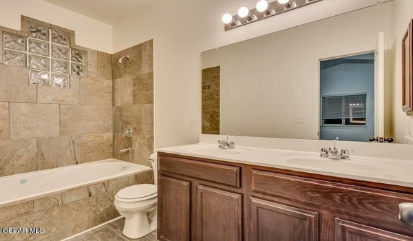 13804 Vicky Brewer Avenue, El Paso, TX 79928, 3 Habitaciones Habitaciones , ,2 BañosBaños,Residential,En Venta,13804 Vicky Brewer Avenue,900772