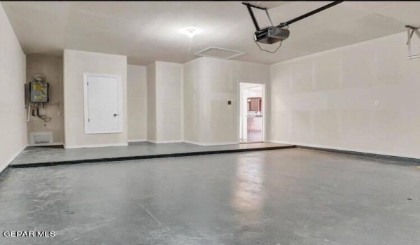 13804 Vicky Brewer Avenue, El Paso, TX 79928, 3 Habitaciones Habitaciones , ,2 BañosBaños,Residential,En Venta,13804 Vicky Brewer Avenue,900772