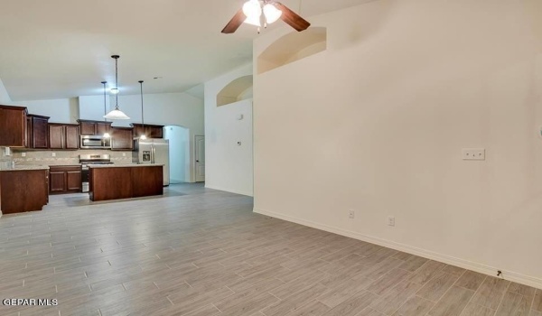 13804 Vicky Brewer Avenue, El Paso, TX 79928, 3 Habitaciones Habitaciones , ,2 BañosBaños,Residential,En Venta,13804 Vicky Brewer Avenue,900772