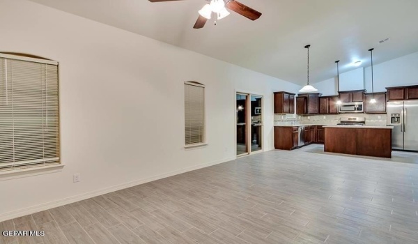 13804 Vicky Brewer Avenue, El Paso, TX 79928, 3 Habitaciones Habitaciones , ,2 BañosBaños,Residential,En Venta,13804 Vicky Brewer Avenue,900772