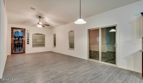 13804 Vicky Brewer Avenue, El Paso, TX 79928, 3 Habitaciones Habitaciones , ,2 BañosBaños,Residential,En Venta,13804 Vicky Brewer Avenue,900772