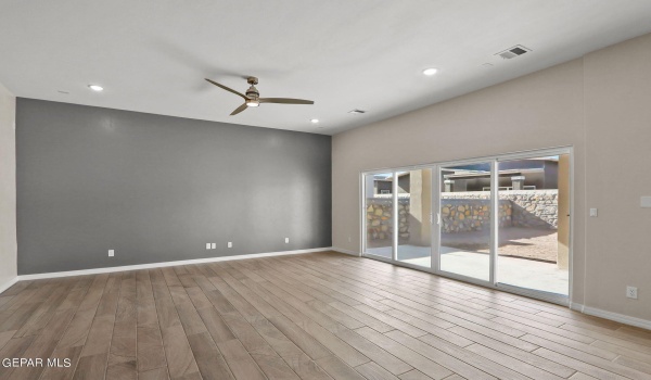 13272 Coldham Street, Horizon City, TX 79928, 6 Habitaciones Habitaciones , ,5 BañosBaños,Residential,En Venta,13272 Coldham Street,901982