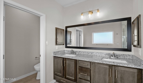 13272 Coldham Street, Horizon City, TX 79928, 6 Habitaciones Habitaciones , ,5 BañosBaños,Residential,En Venta,13272 Coldham Street,901982
