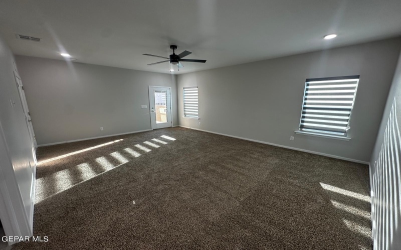 1751 Eased Street, El Paso, TX 79928, 5 Bedrooms Bedrooms, ,2 BathroomsBathrooms,Residential,For Sale,1751 Eased Street,902088