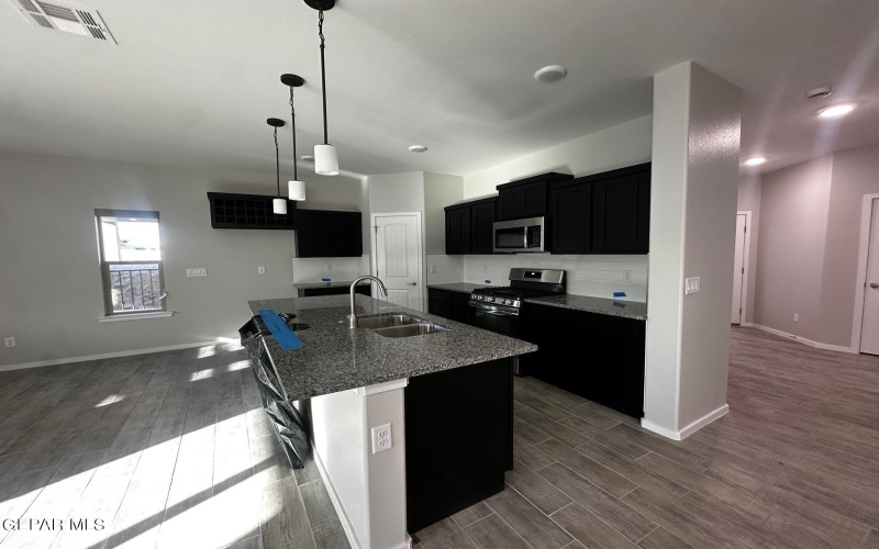 1751 Eased Street, El Paso, TX 79928, 5 Bedrooms Bedrooms, ,2 BathroomsBathrooms,Residential,For Sale,1751 Eased Street,902088