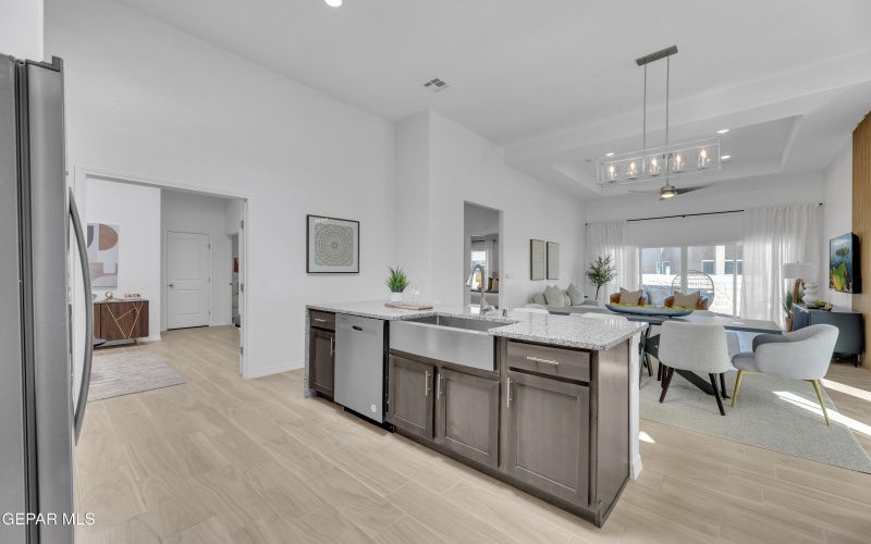 13233 Coldham Street, Horizon City, TX 79928, 6 Bedrooms Bedrooms, ,5 BathroomsBathrooms,Residential,For Sale,13233 Coldham Street,902406