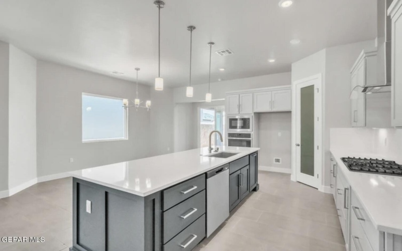 13357 Emerald Glass Drive, Horizon City, TX 79928, 4 Bedrooms Bedrooms, ,2 BathroomsBathrooms,Residential,For Sale,13357 Emerald Glass Drive,904769
