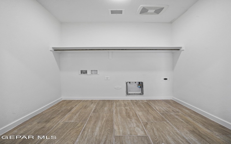 1416 Harlan Point Place, El Paso, TX 79928, 4 Bedrooms Bedrooms, ,1 BathroomBathrooms,Residential,For Sale,1416 Harlan Point Place,905068
