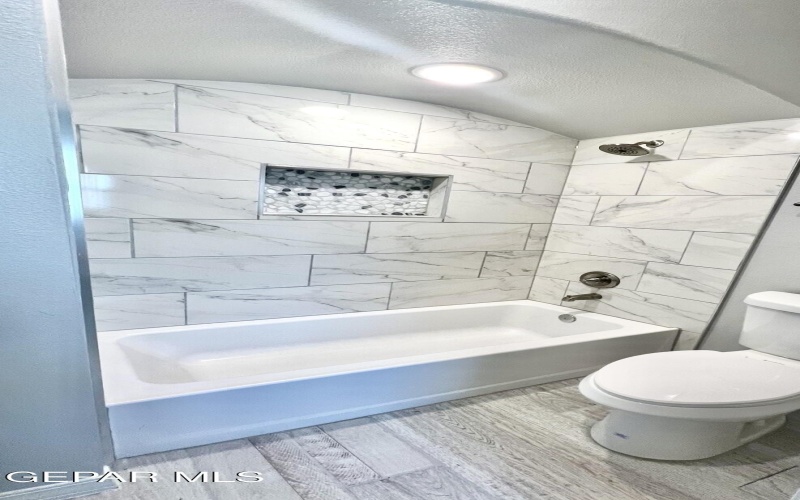 163 White Oaks Trail, Sunland Park, NM 88063, 5 Bedrooms Bedrooms, ,3 BathroomsBathrooms,Residential,For Sale,163 White Oaks Trail,905366