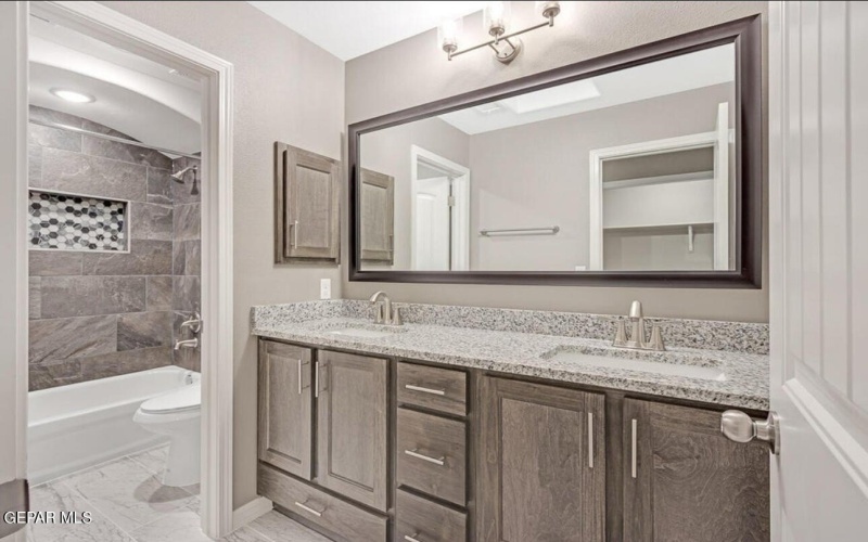 128 Dawson Street, Sunland Park, NM 88063, 5 Bedrooms Bedrooms, ,3 BathroomsBathrooms,Residential,For Sale,128 Dawson Street,905368