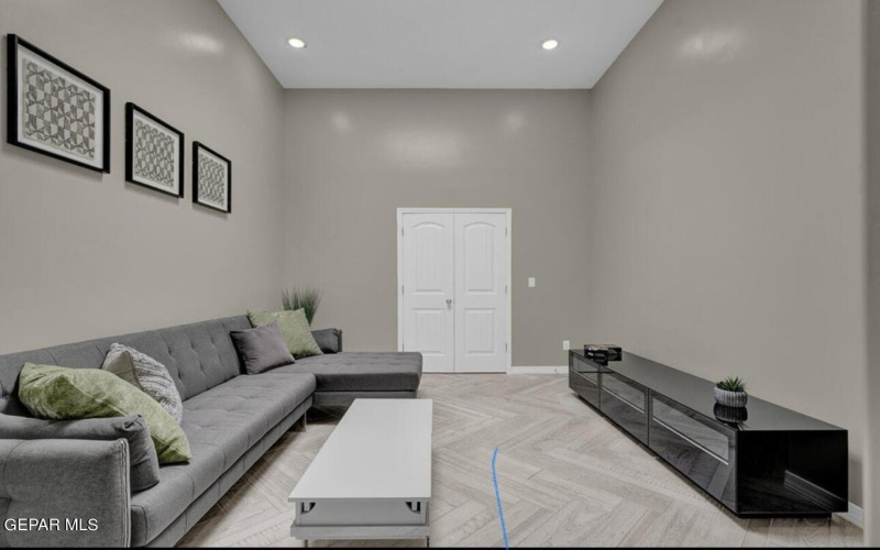 185 White Oaks Trail, Sunland Park, NM 88063, 4 Bedrooms Bedrooms, ,2 BathroomsBathrooms,Residential,For Sale,185 White Oaks Trail,905378