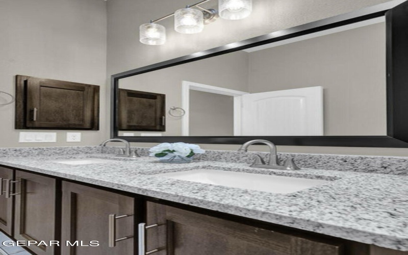 118 Dawson Street, Sunland Park, NM 88063, 4 Bedrooms Bedrooms, ,2 BathroomsBathrooms,Residential,For Sale,118 Dawson Street,905382