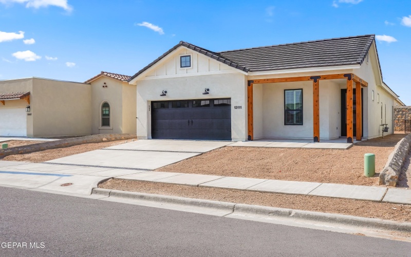 13866 Paseo Central Avenue, El Paso, TX 79928, 3 Bedrooms Bedrooms, ,2 BathroomsBathrooms,Residential,For Sale,13866 Paseo Central Avenue,911596