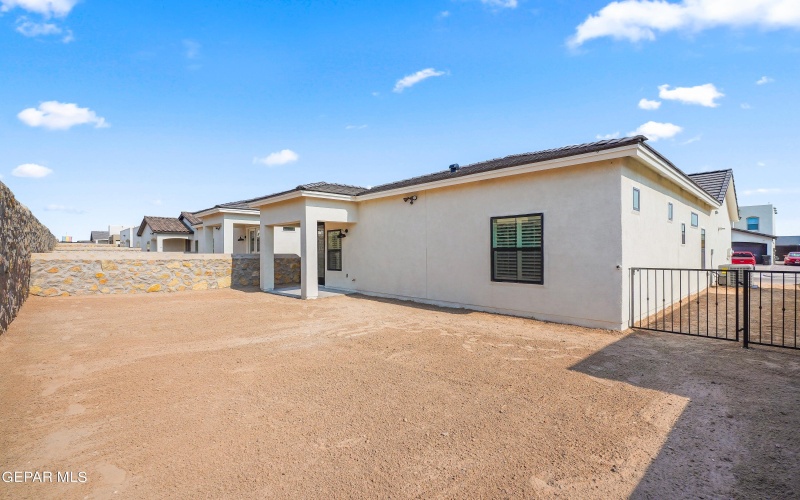 13866 Paseo Central Avenue, El Paso, TX 79928, 3 Bedrooms Bedrooms, ,2 BathroomsBathrooms,Residential,For Sale,13866 Paseo Central Avenue,911596