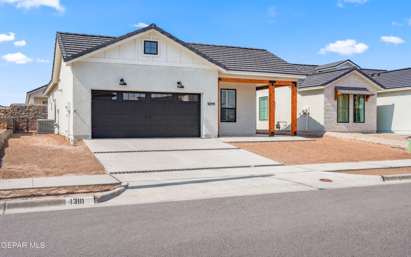 13866 Paseo Central Avenue, El Paso, TX 79928, 3 Bedrooms Bedrooms, ,2 BathroomsBathrooms,Residential,For Sale,13866 Paseo Central Avenue,911596