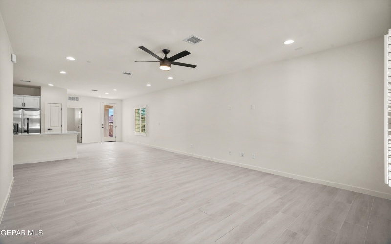 13870 Paseo Central Avenue, Horizon City, TX 79928, 3 Bedrooms Bedrooms, ,2 BathroomsBathrooms,Residential,For Sale,13870 Paseo Central Avenue,911614