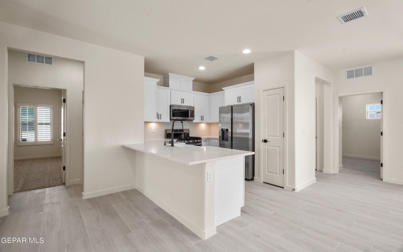 13870 Paseo Central Avenue, Horizon City, TX 79928, 3 Bedrooms Bedrooms, ,2 BathroomsBathrooms,Residential,For Sale,13870 Paseo Central Avenue,911614