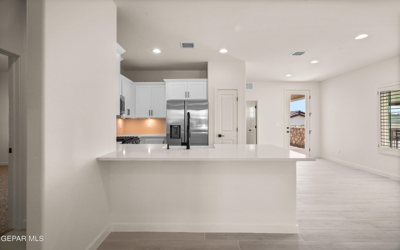 13870 Paseo Central Avenue, Horizon City, TX 79928, 3 Bedrooms Bedrooms, ,2 BathroomsBathrooms,Residential,For Sale,13870 Paseo Central Avenue,911614