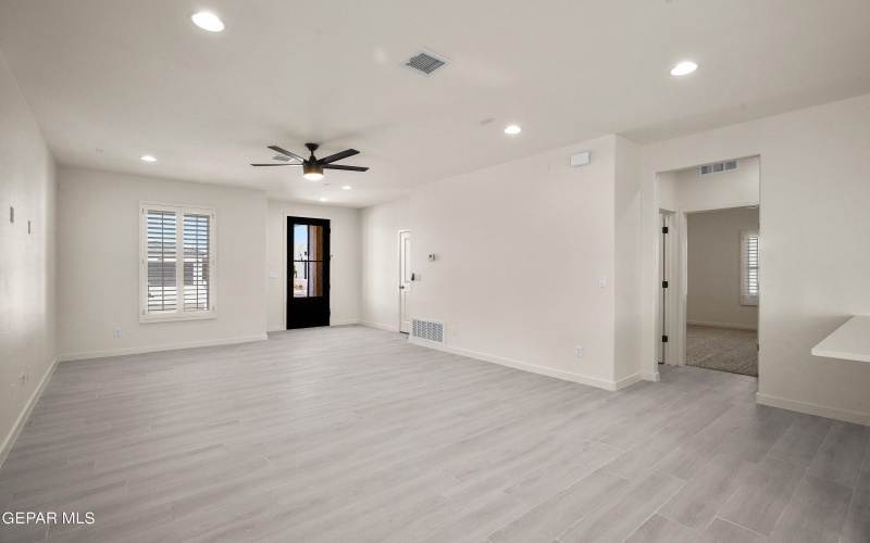 13870 Paseo Central Avenue, Horizon City, TX 79928, 3 Bedrooms Bedrooms, ,2 BathroomsBathrooms,Residential,For Sale,13870 Paseo Central Avenue,911614