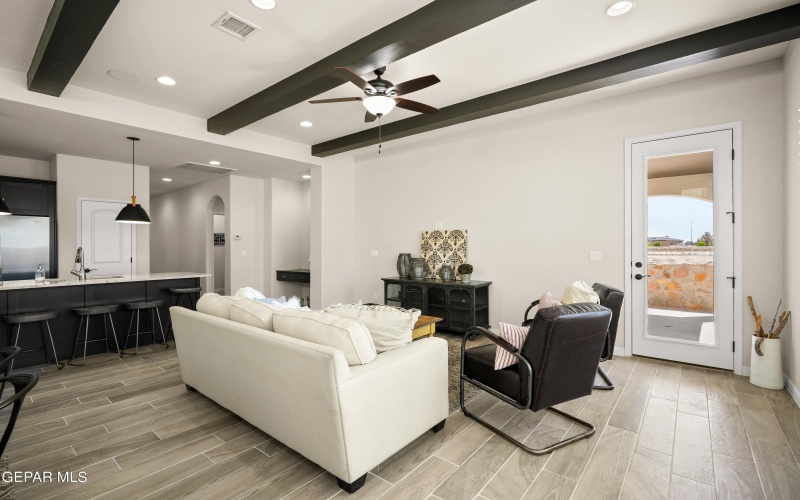 13878 PASEO CENTRAL Avenue, El Paso, TX 79928, 3 Bedrooms Bedrooms, ,2 BathroomsBathrooms,Residential,For Sale,13878 PASEO CENTRAL Avenue,911618