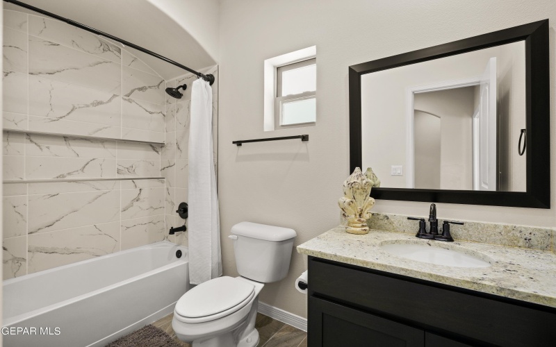 13878 PASEO CENTRAL Avenue, El Paso, TX 79928, 3 Bedrooms Bedrooms, ,2 BathroomsBathrooms,Residential,For Sale,13878 PASEO CENTRAL Avenue,911618