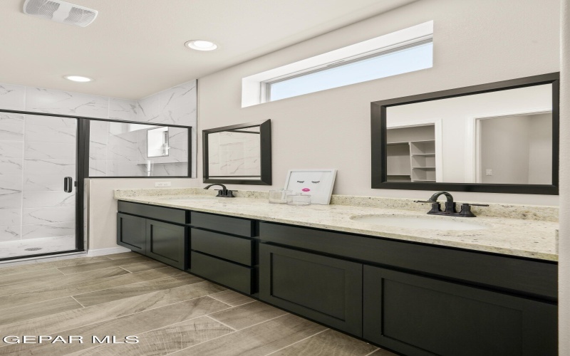 13878 PASEO CENTRAL Avenue, El Paso, TX 79928, 3 Bedrooms Bedrooms, ,2 BathroomsBathrooms,Residential,For Sale,13878 PASEO CENTRAL Avenue,911618