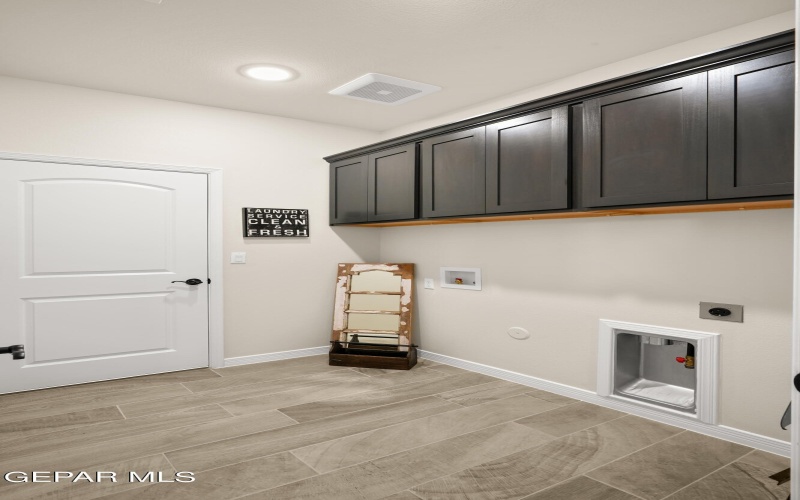 13878 PASEO CENTRAL Avenue, El Paso, TX 79928, 3 Bedrooms Bedrooms, ,2 BathroomsBathrooms,Residential,For Sale,13878 PASEO CENTRAL Avenue,911618