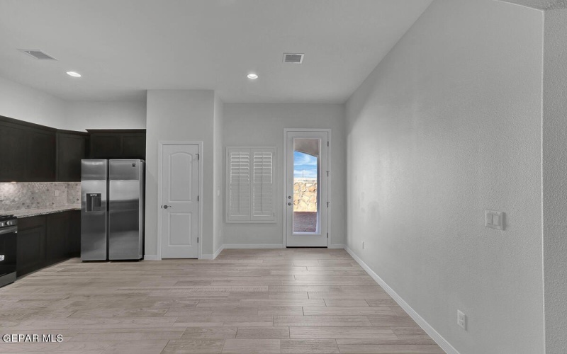 13882 Paseo Central Avenue, Horizon City, TX 79928, 3 Habitaciones Habitaciones , ,2 BañosBaños,Residential,En Venta,13882 Paseo Central Avenue,911620