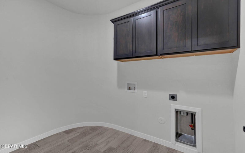 13882 Paseo Central Avenue, Horizon City, TX 79928, 3 Habitaciones Habitaciones , ,2 BañosBaños,Residential,En Venta,13882 Paseo Central Avenue,911620