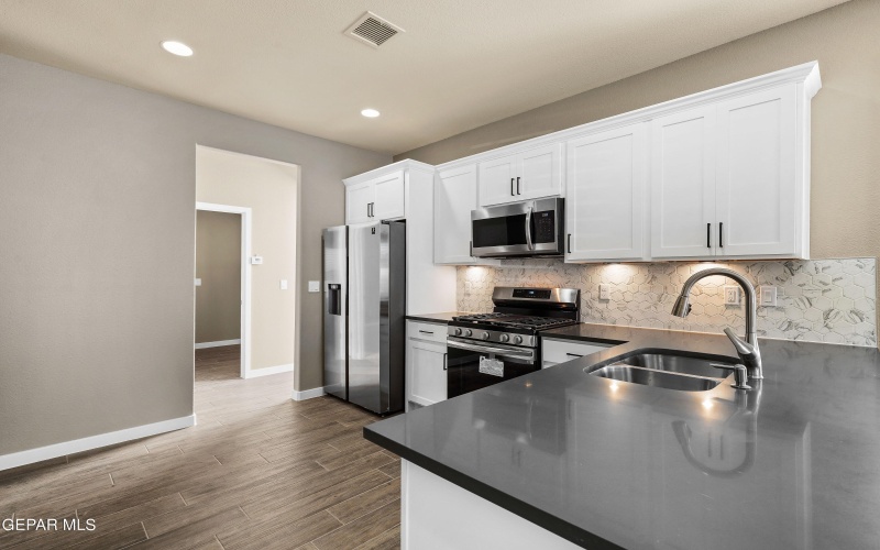 5840 Kobe Bryant Street, El Paso, TX 79924, 3 Bedrooms Bedrooms, ,2 BathroomsBathrooms,Residential,For Sale,5840 Kobe Bryant Street,911625