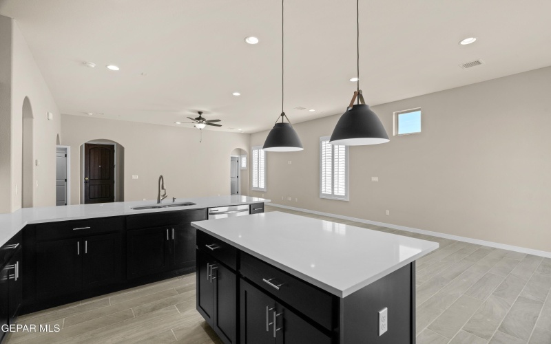 12705 Middlesbrough Avenue, Horizon City, TX 79928, 3 Bedrooms Bedrooms, ,3 BathroomsBathrooms,Residential,For Sale,12705 Middlesbrough Avenue,911630