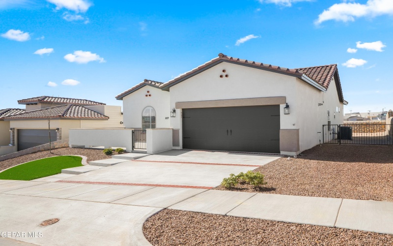12705 Middlesbrough Avenue, Horizon City, TX 79928, 3 Bedrooms Bedrooms, ,3 BathroomsBathrooms,Residential,For Sale,12705 Middlesbrough Avenue,911630