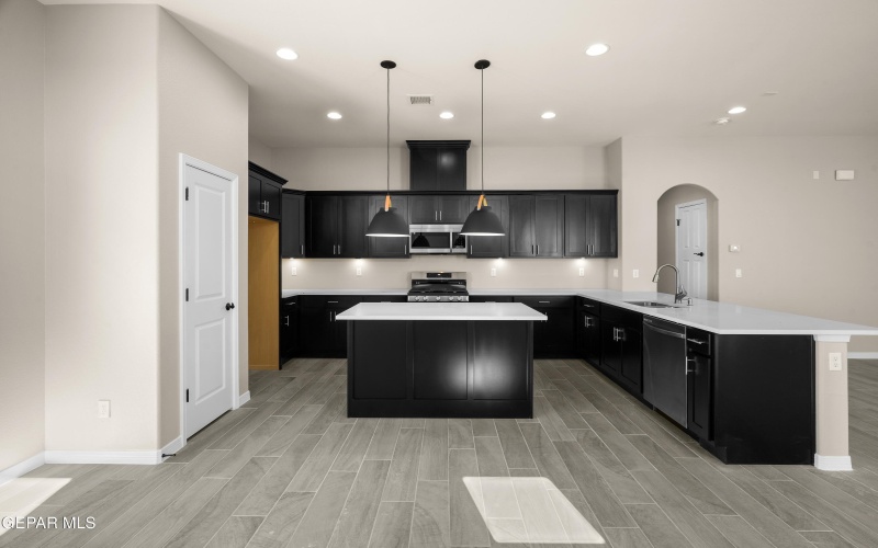 12705 Middlesbrough Avenue, Horizon City, TX 79928, 3 Bedrooms Bedrooms, ,3 BathroomsBathrooms,Residential,For Sale,12705 Middlesbrough Avenue,911630