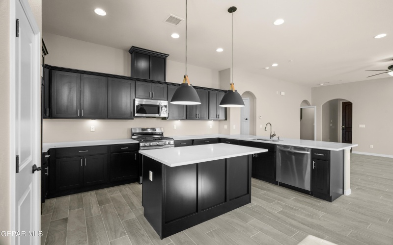 12705 Middlesbrough Avenue, Horizon City, TX 79928, 3 Bedrooms Bedrooms, ,3 BathroomsBathrooms,Residential,For Sale,12705 Middlesbrough Avenue,911630