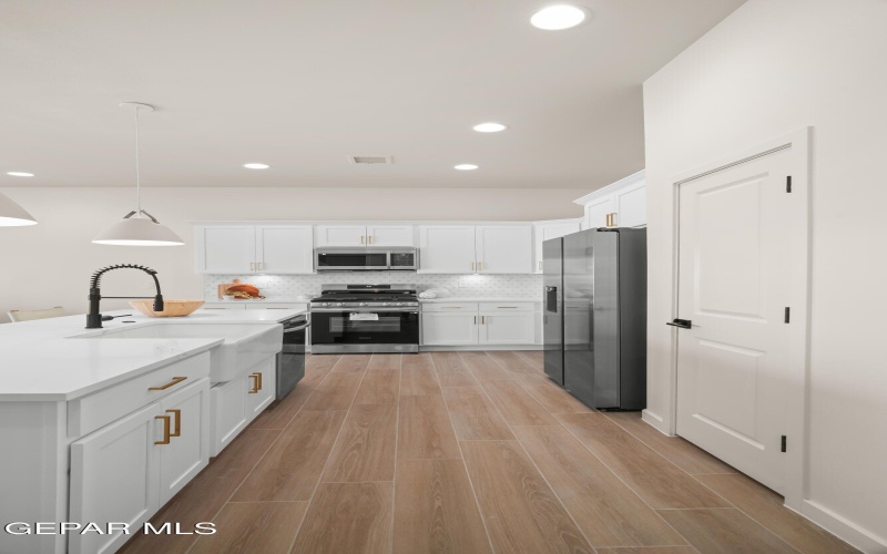 14956 Hill Ridge Court, El Paso, TX 79938, 4 Habitaciones Habitaciones , ,2 BañosBaños,Residential,En Venta,14956 Hill Ridge Court,911637