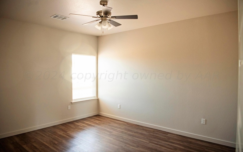 Hereford, TX 79045, 8 Bedrooms Bedrooms, ,5 BathroomsBathrooms,Residential,For Sale,24-7509