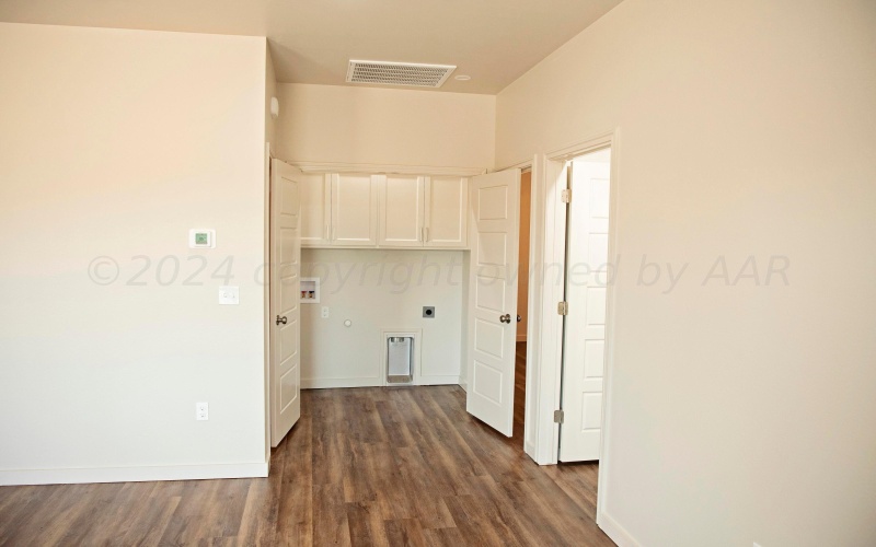 Hereford, TX 79045, 8 Bedrooms Bedrooms, ,5 BathroomsBathrooms,Residential,For Sale,24-7509
